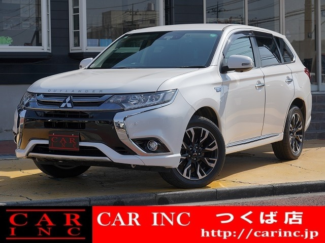 アウトランダーPHEV 2.0 G ナビパッケージ 4WD 衝突軽減ブレーキ レーンアシスト