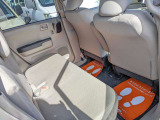 当社では、全車点検整備・車内清掃をしっかりと行ってから納車いたします!全車1ケ月1000キロまで無料で自社保証しております!お客様には安心してお車にお乗り頂けるかと思います!