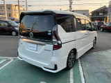 セレナ 1.2 e-POWER ハイウェイスター V 