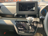 デリカミニ T プレミアム 4WD 