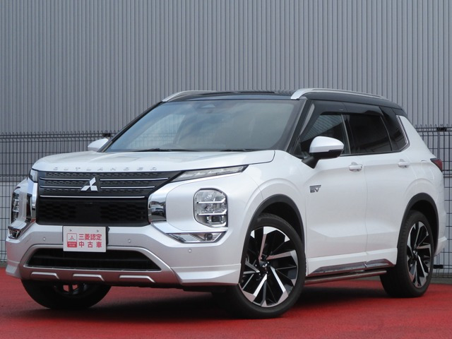 アウトランダー PHEV 2.4 P 4WD 