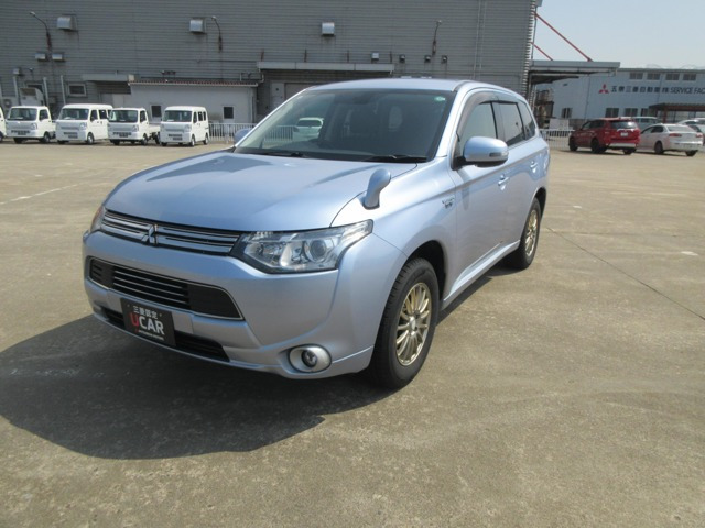 アウトランダーPHEV 2.0 G セイフティパッケージ 4WD 