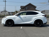 NX 200t Fスポーツ 