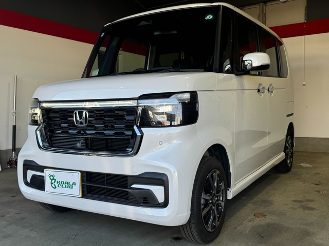N-BOXカスタム  カスタム 660 4WD