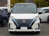 セレナ 1.2 e-POWER ハイウェイスター V 