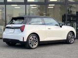 株式会社モトーレン東名横浜 【MINI NEXT】 屋内展示場、キッズルームも完備しております!!是非、ご家族でお気軽にお越し下さいませ。