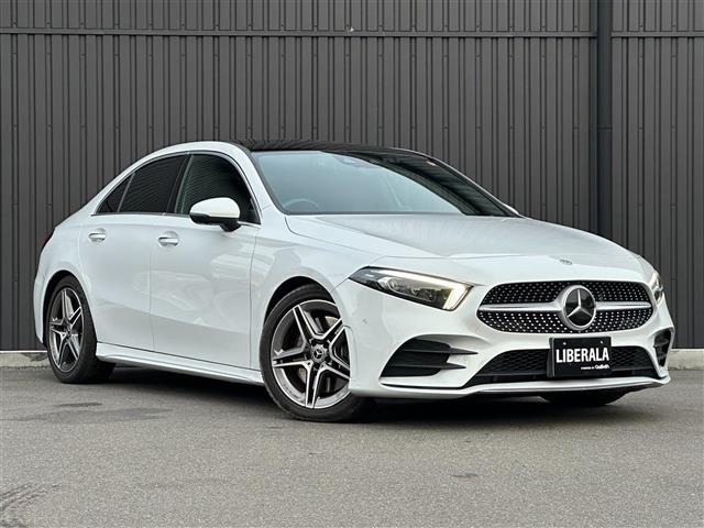 Aクラス A250 4MATIC AMGライン 4WD 本革シート