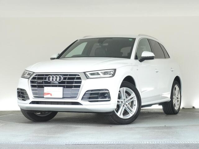 Q5 2.0 TFSI クワトロ スポーツ Sラインパッケージ 4WD 