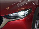 【LEDヘッドライト】省電力で長寿命の明るく運転しやすいLEDヘッドランプです。明るく照らすので暗い夜道からお客様を守ってくれます。お近くの広島マツダまでお越しください。