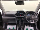 5ナンバーサイズで全長4m未満のコンパクトカーでありながら、室内は驚きの広さ!