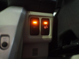 運転席と助手席にはシートヒーターが装備。寒い時期に嬉しい装備です。