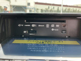 広々とした駐車場をご用意しておりますので、運転が苦手な方でもご安心ください。また、大型の屋根がございますので、雨に濡れることなくご移動できます。