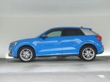 Q2 35 TFSI Sライン 