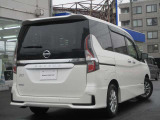 セレナ 2.0 ハイウェイスター V 4WD 