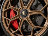 アヴェンタドールロードスター LP780-4 ウルティメ 4WD 最終モデル250台限定センター...