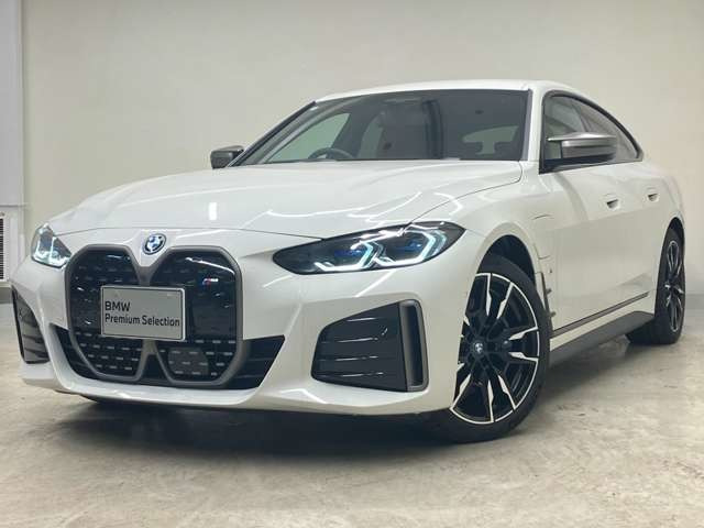 i4 M50 4WD 