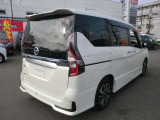 セレナ 2.0 ハイウェイスター V 