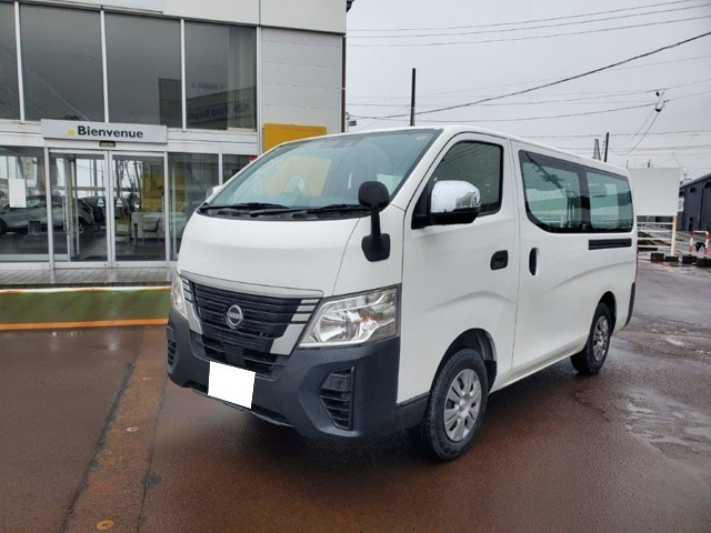 キャラバン  2.4 DX ロングボディ ディーゼルターボ 4WD
