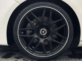 中古車は一物一価。お客様にピッタリなお車に会えるように、スタッフが全力でサポート致します!豊富な知識を持ったスタッフと共に、あなただけの1台を一緒に見つけましょう!