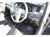 アイシス 1.8 プラタナ 4WD 