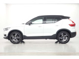 XC40 B4 AWD Rデザイン 4WD 
