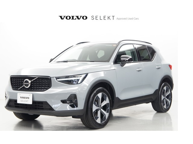 XC40 ウルトラ B4 AWD ダークエディション 4WD 