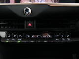 「オートエアコン」が付いています。1年中快適な室内を提供!車内温度を設定すると、風量を自動で調節してくれます。