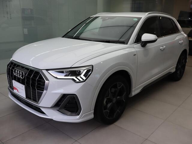 Q3 35 TFSI Sライン 