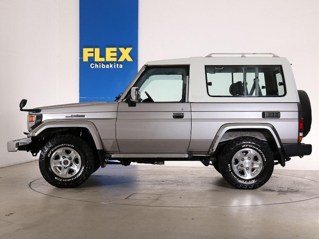 トヨタ ランドクルーザー70 4.2 ZX ディーゼル 4WD(4119553687