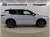 アウトランダー PHEV 2.4 P 4WD 