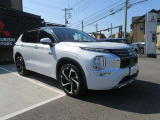 アウトランダー PHEV 2.4 P 4WD 