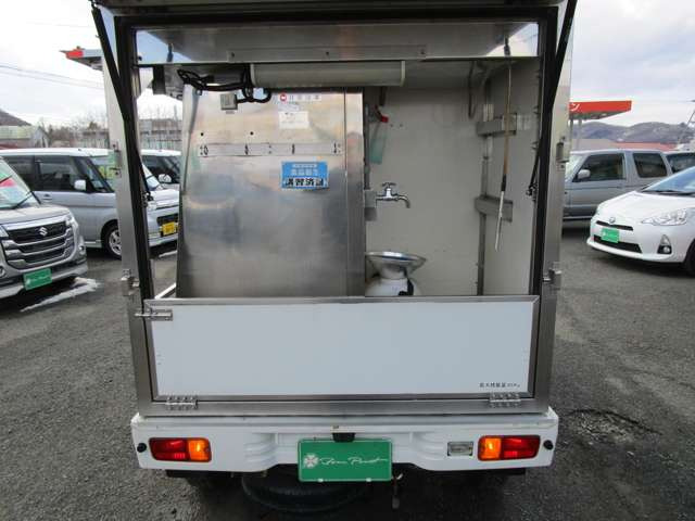 ショートトラック　車体　ブラシレス付き　中古セット SRD KIT（NISSAN) | worksbell