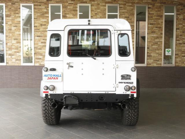 ★新品★未使用★ホワイトのみ★ランドローバー・ディフェンダー90 2WAY★ ランドローバー ディフェンダー 90 SE 2.0L P300 4WD の中古車