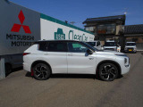 アウトランダー PHEV 2.4 P 4WD 