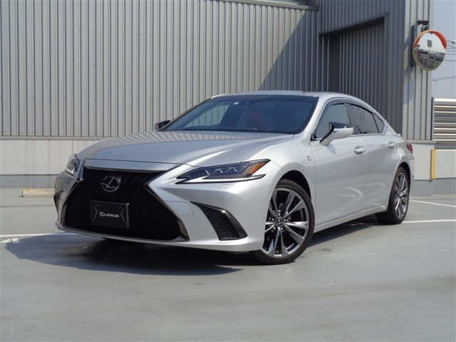 ES 300h Fスポーツ 