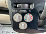 必需品のエアコン付き♪温度調節も簡単操作となっております!
