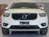 XC40  B3 モメンタム