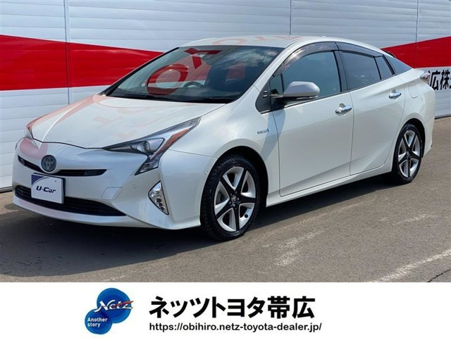 プリウス 1.8 A ツーリングセレクション E-Four 4WD 