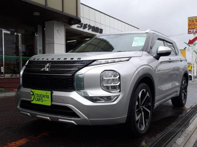 アウトランダー PHEV 2.4 P 4WD 