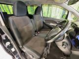 運転席シート廻りは使用感も少なく、良好な状態となっています。前オーナー様が丁寧に使っていたことがよくわかりますね。