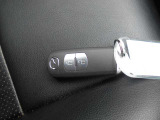 ご希望車の細部の写真をメールで送らせていただいております。来店ができない方でも指定いただいた箇所など何枚でもお送りいたします。