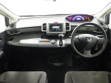 フリード 1.5 X 車椅子仕様スロープ車