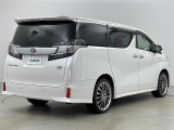 ヴェルファイア ハイブリッド 2.5 ZR E-Four 4WD サンルーフ