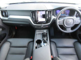 XC60 プラス B5 