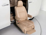アルファードハイブリッド 2.4 X サイドリフトアップシート 4WD 福祉車/4WD/カロッツ...
