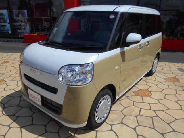 ムーヴキャンバス ストライプス X 