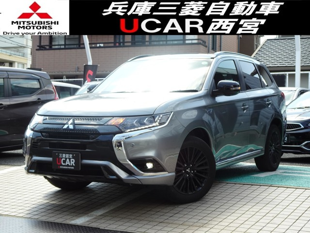 アウトランダーPHEV 2.4 ブラック エディション 4WD 