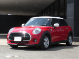 「ミニ●●●●」が新しく入庫いたしました。こちら当社自慢のお車です。まずはご覧になってください!いろんなところをチェックできます。