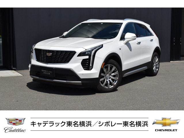 XT4 プレミアム 4WD 