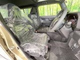 運転席シート廻りは使用感も少なく、良好な状態となっています。丁寧に使われていたことがよくわかりますね。
